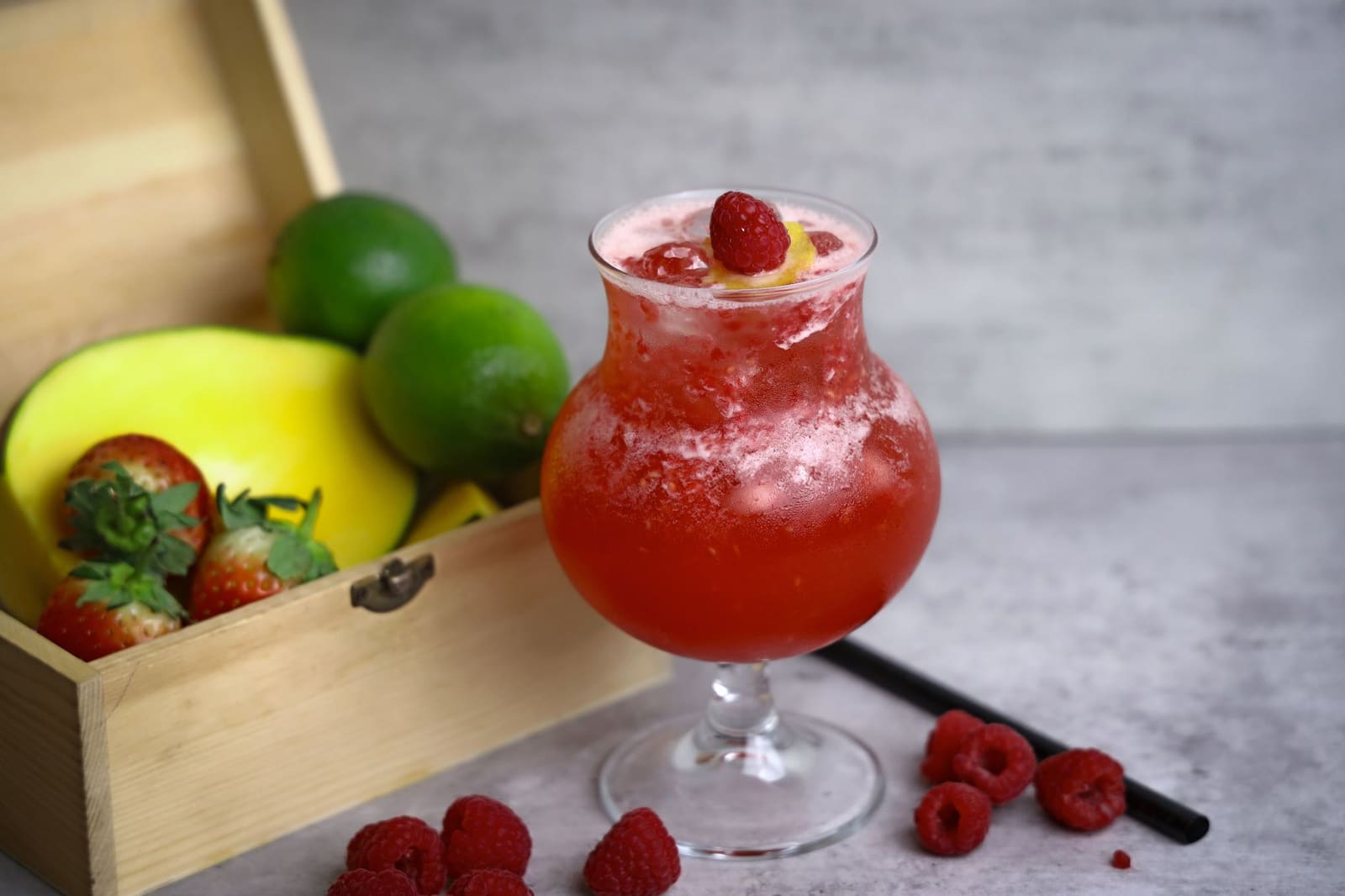 Alcoholvrije cocktail met vers fruit
