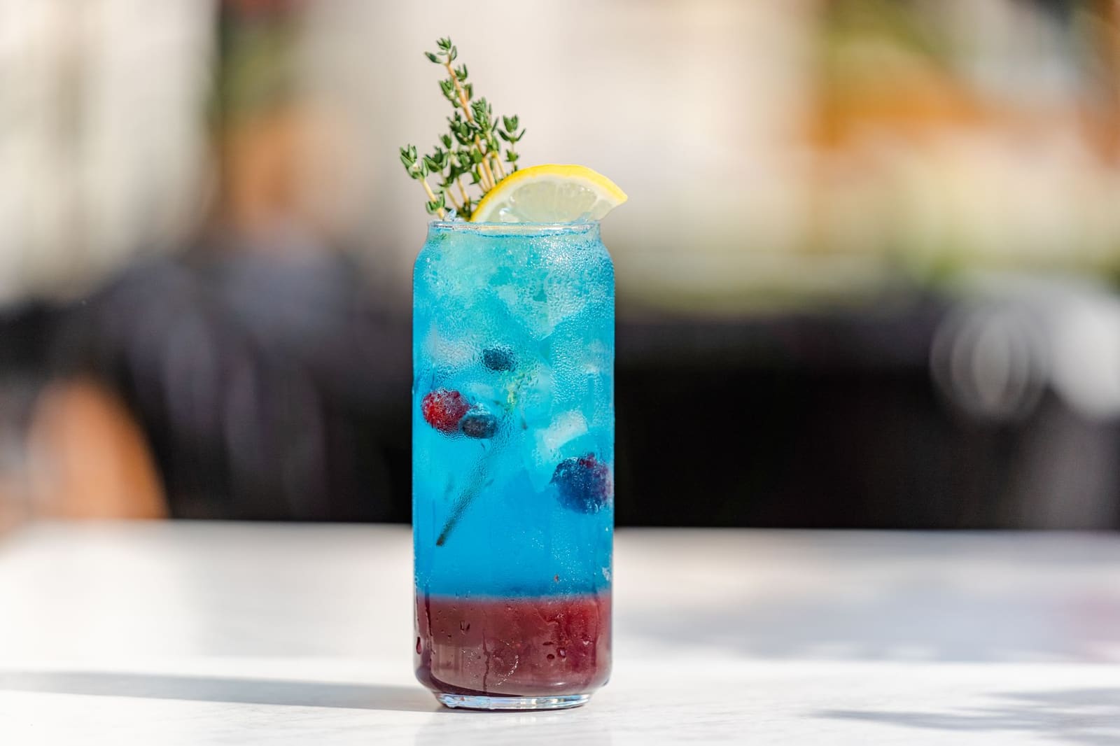 Alcoholvrije cocktail met vers fruit