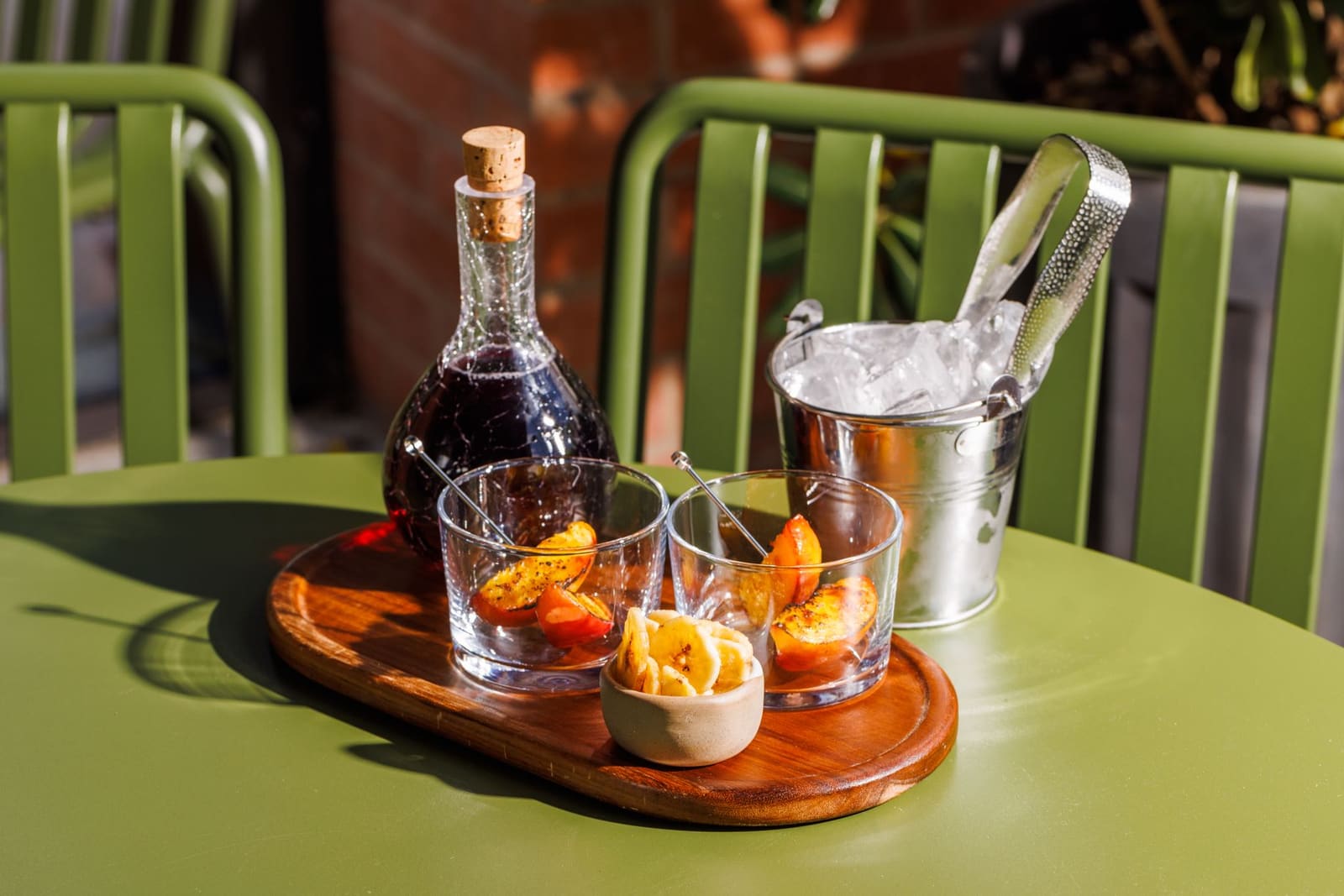Spritz op een terras in de zon