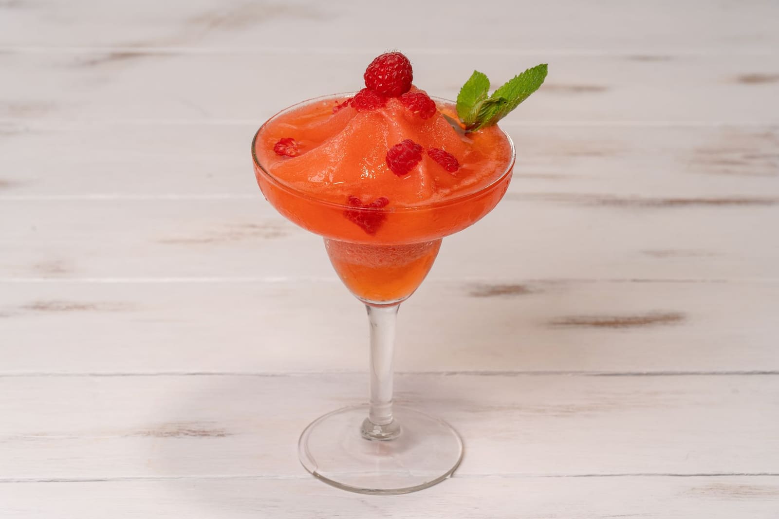 Een margarita met zoutrand, de klassieke cocktail gemaakt met tequila